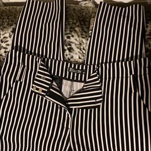 NY&CO Black and White Striped Ankle Pants